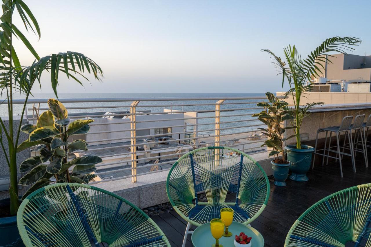 Savoy Sea Side Hotel (Adults Only) Тель-Авів Екстер'єр фото