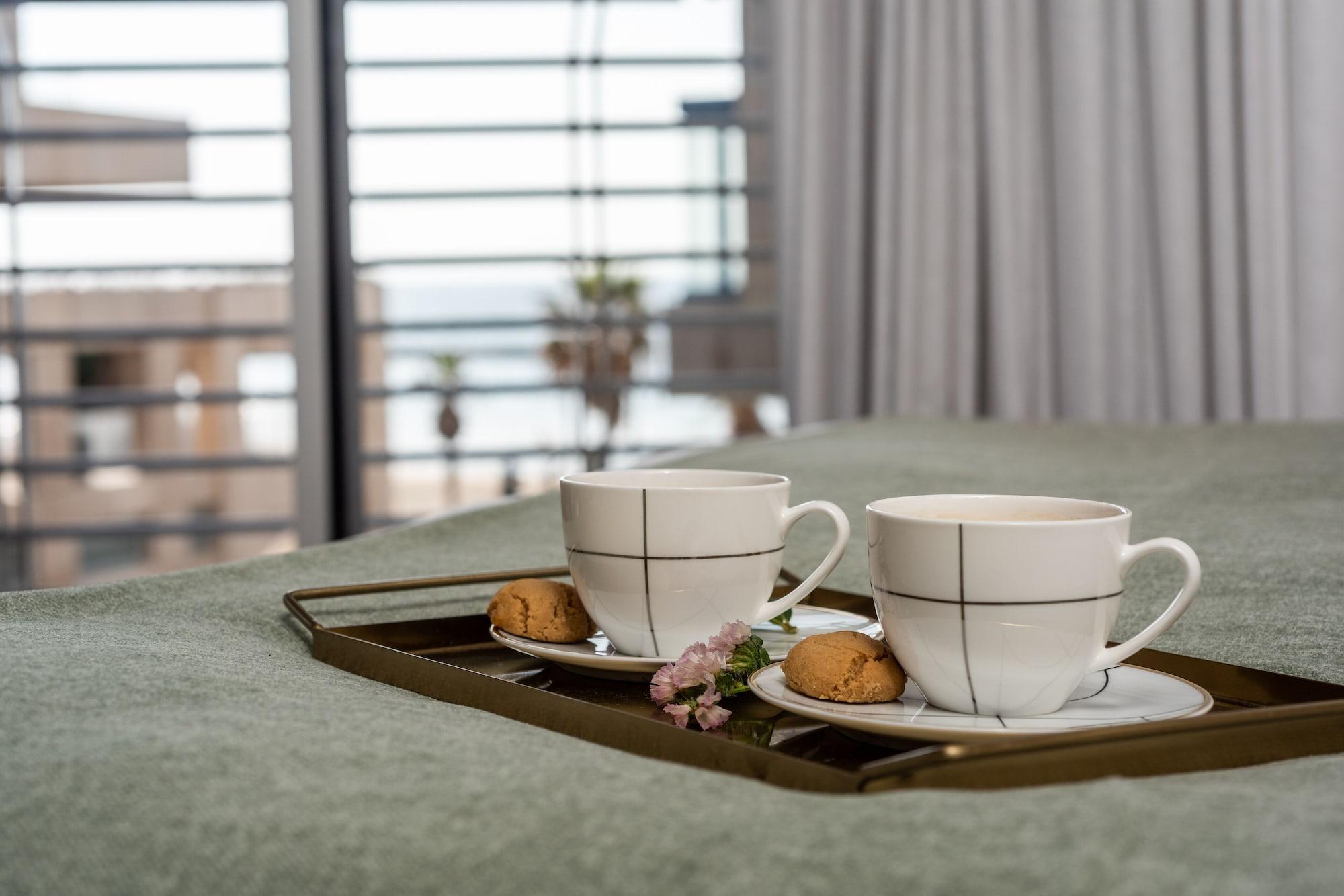 Savoy Sea Side Hotel (Adults Only) Тель-Авів Екстер'єр фото